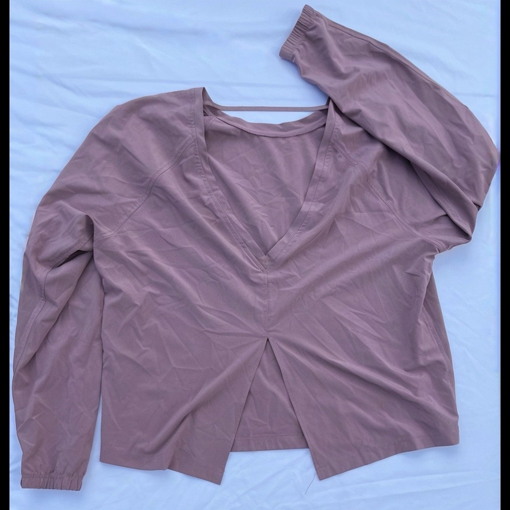 ✨ HP ✨ 🦘 Victoria Sport ✨ Mauve Long Sleeve Open-Back Top (read desc.) ✨